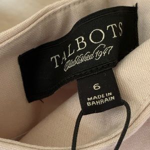 Talbots classic side zip flat front pants.